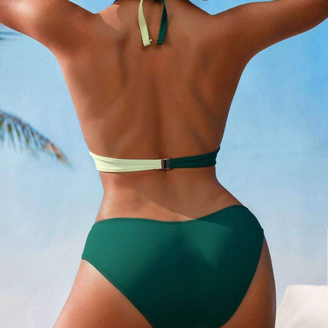 Damen-Bikini mit innovativem Wickeldesign EB