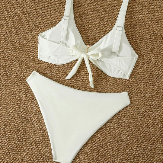 Damen Bikini-Set mit modischen Akzenten EB