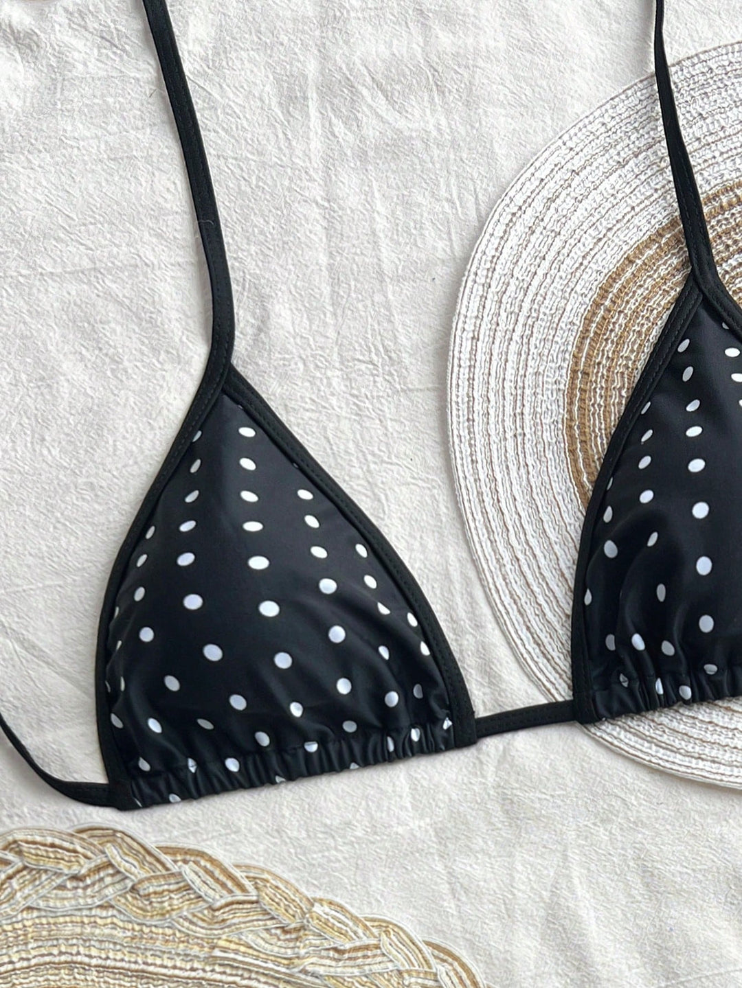 Damen Triangel-Bikini mit verspieltem Rüschensaum EB