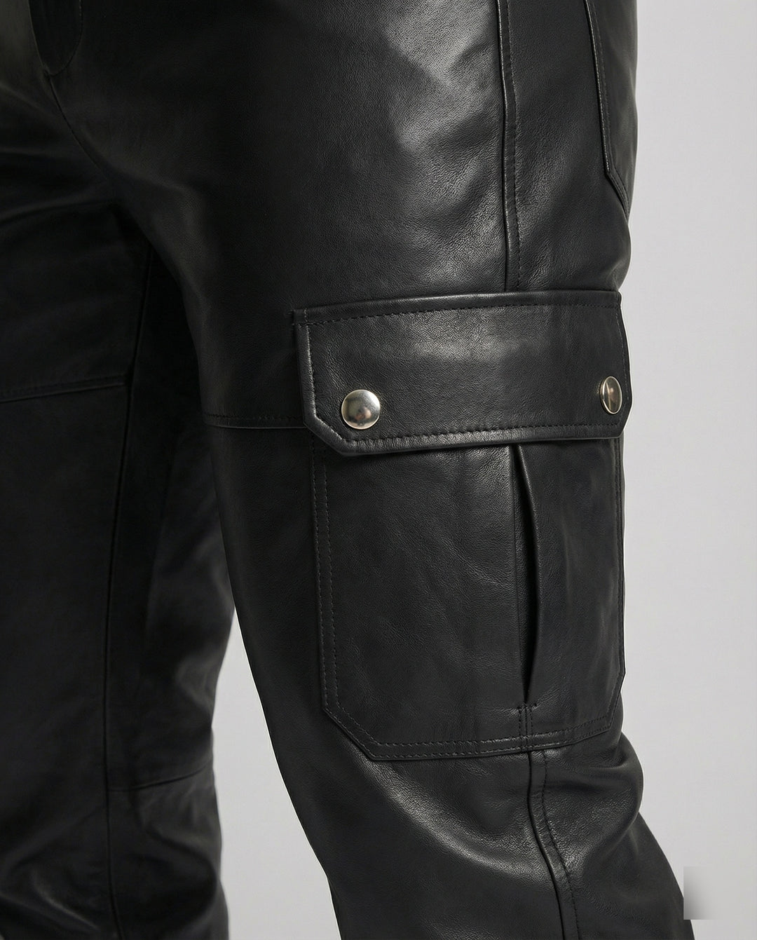 Herren Kunstleder Cargo-Hose mit modernen Details