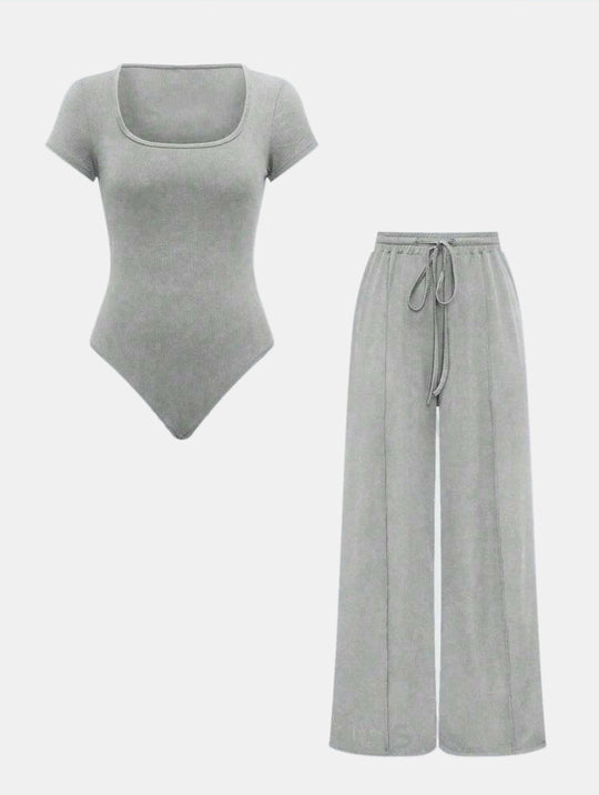 Damen lässiger Jumpsuit mit kurzer Arm und weitem Bein EB