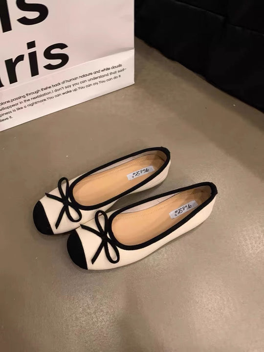 Damen elegante Ballerinas mit schimmerndem Effekt und zierlicher Schleife EB