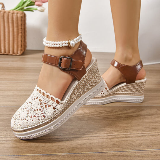 Damen Wedge-Sandalen mit filigranem Spitzen-Design EB
