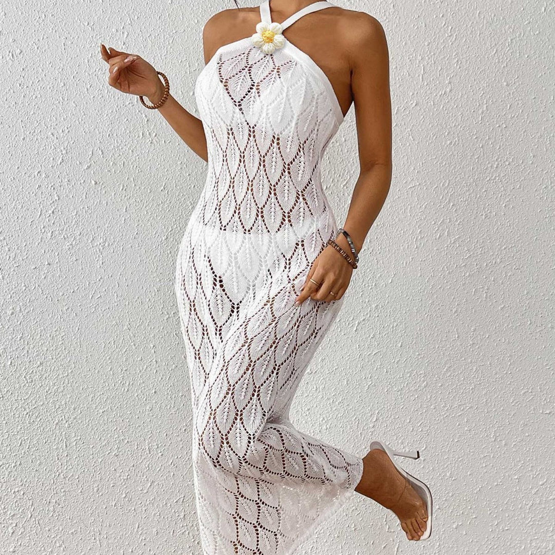 Damen Häkel-Maxikleid mit einem eleganten Blumendetail EB