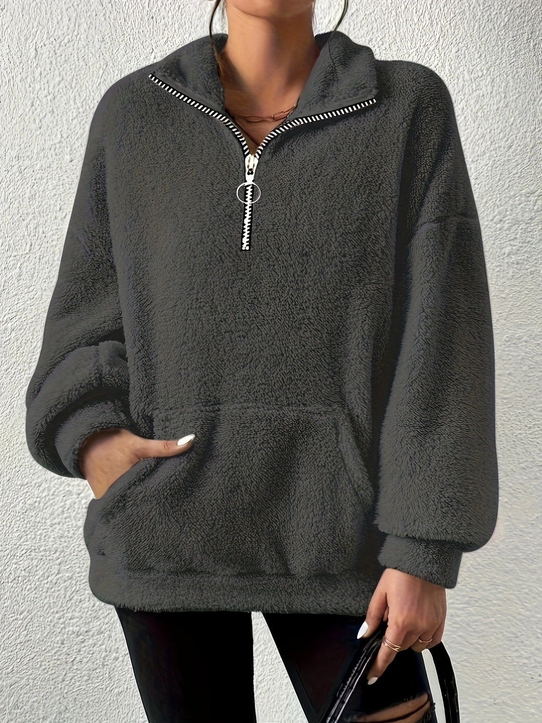 Damen kuscheliger Fleece-Pullover mit halbem Reißverschluss und Seitentaschen EB