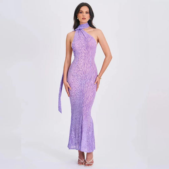 Damen Elegantes Maxikleid mit asymmetrischem Schnitt und zarter Tiermotiv-Optik EB
