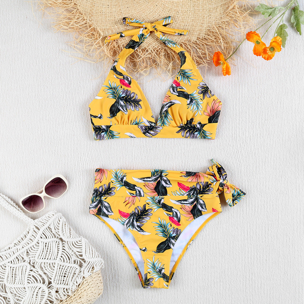 Damen Bikini-Set mit verspieltem Haltertop und hochgeschnittenem Höschen EB