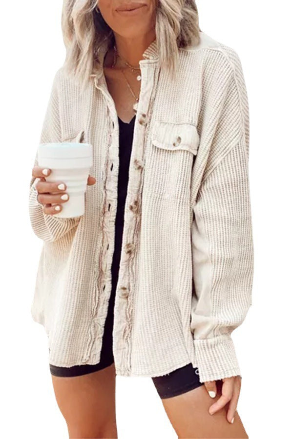 Damen lässige Overshirtjacke mit strukturiertem Waffelstoff und Knopfdetails EB