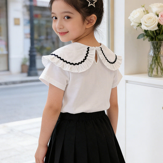 Mädchen Bluse mit Rüschensaum und floralem Design EB
