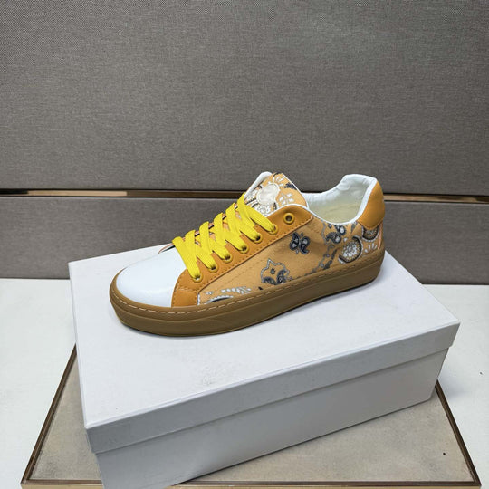 Damen Sneakers mit einzigartigem floralen Muster und komfortabler Gummisohle EB