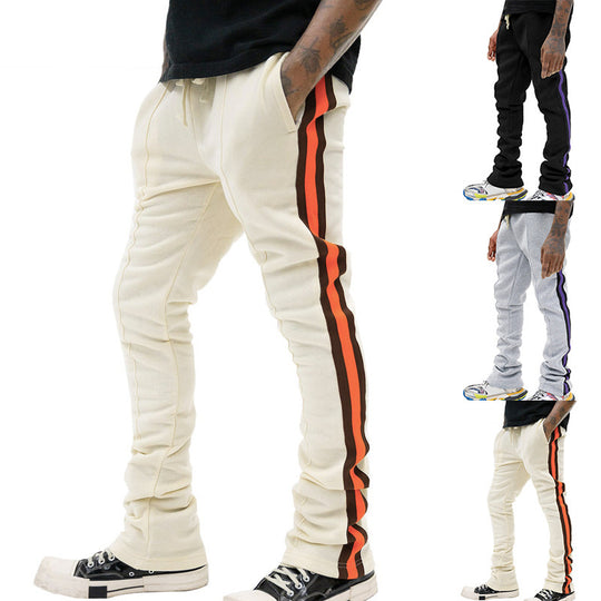 Herren Slim-Fit Jogginghose mit Tunnelzug, markanten Ziernähten & seitlichem Panel EB