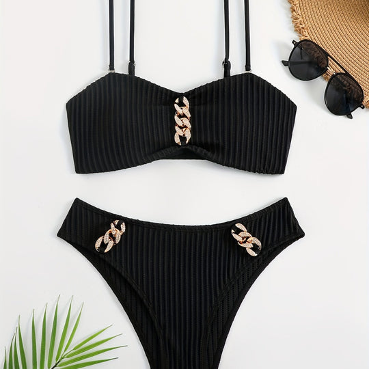 Damen Bikini Set mit elegantem Rüschen-Detail und modischen Kettenakzenten EB