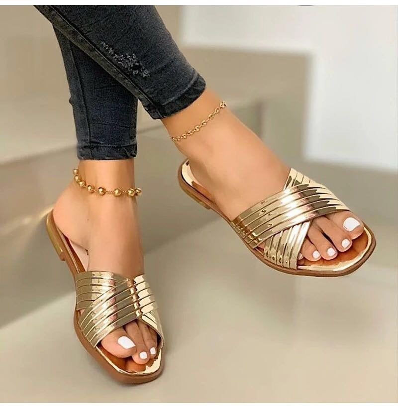 Damen Geflochtene Metallic-Slipper mit überkreuzten Riemen und flacher Komfortsohle EB