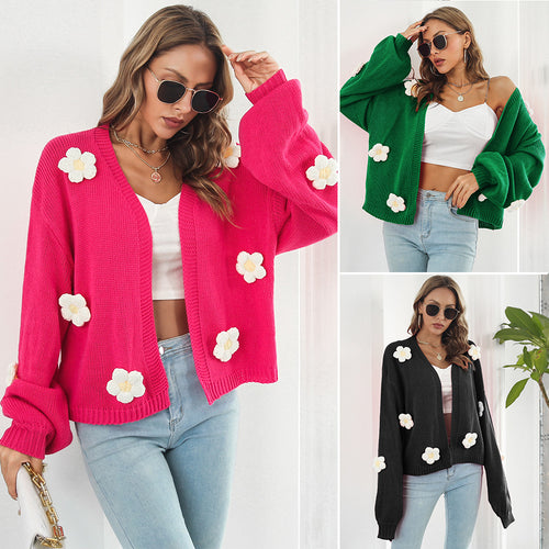 Damen Strickjacke mit floralen Applikationen und lässigem Schnitt EB