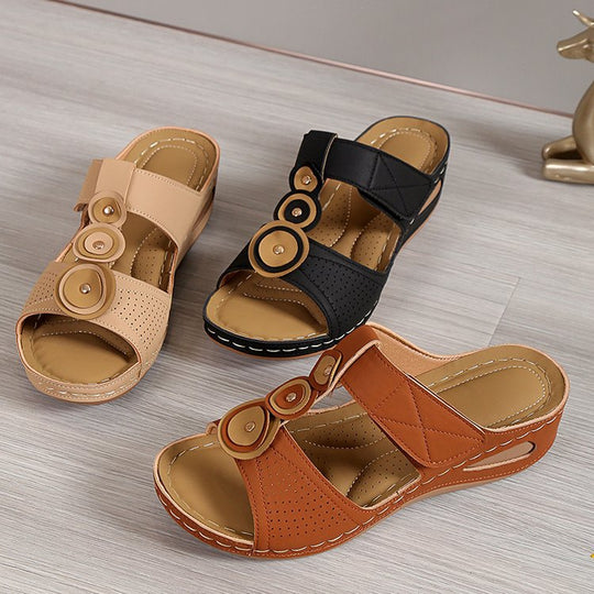 Damen Bequeme Wedge-Pantoletten mit verstellbaren Riemen und anatomischem Fußbett EB