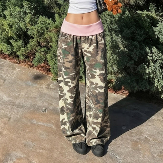 Damen nan weite Lounge-Hose mit Umschlagbund, Camouflage‑Muster und elastischem Komfortstretch EB