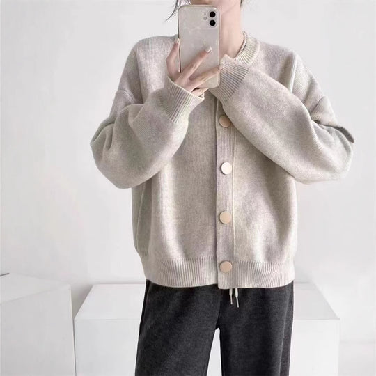Damen Kuschelige Strickjacke mit großen Knöpfen und elegantem Design EB
