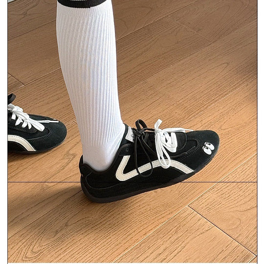 Damen Modische Sneakers mit einzigartigem Design und komfortablem Obermaterial EB