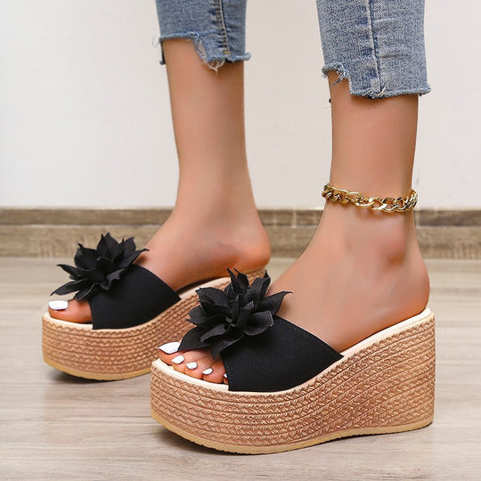 Damen Plateausandalen mit floralem Dekor und rutschfester Sohle EB