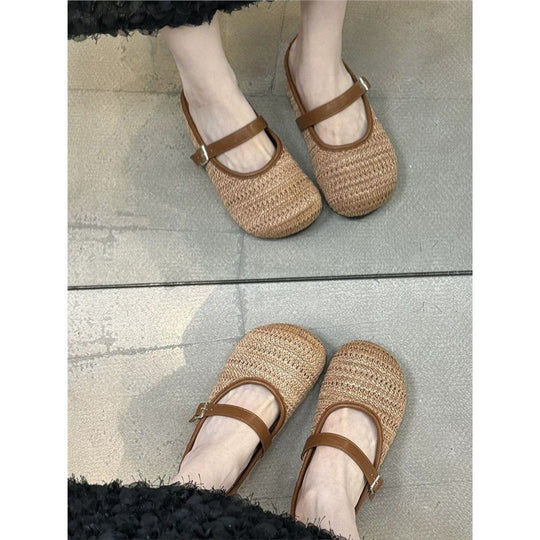Damen elegante Clogs mit handgearbeitetem Strickmuster und verstellbarem Riemen EB