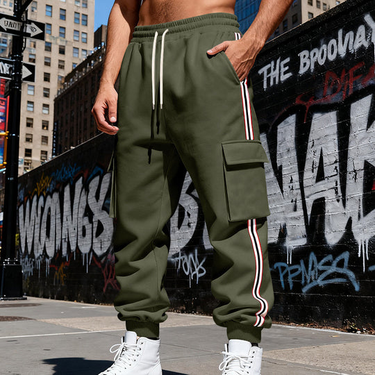Herren nan Cargojogginghose mit Kordelzug, seitlichen Cargotaschen und elastischen Bündchen EB