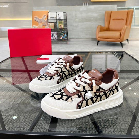 Damen Sportliche Sneakers mit trendigem Camouflage-Design und robustem Obermaterial EB