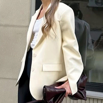 Damen Oversized Blazerjacke mit doppelter Knopfleiste und eleganten Details EB