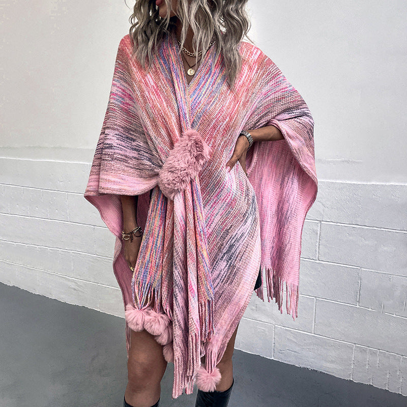 Damen modischer Poncho mit luxuriösem Kunstfellbesatz und kreativen Fransen EB
