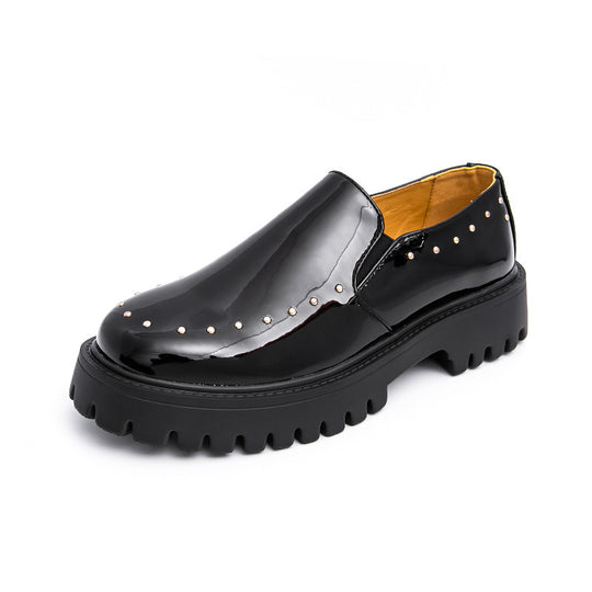Damen Plateau-Brogue Derby mit markanter Profilsohle und Lacklederoptik EB