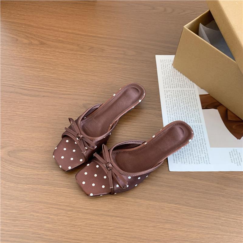 Damen Slingback Sandalen mit Punkten und eleganter Schleifenverzierung EB