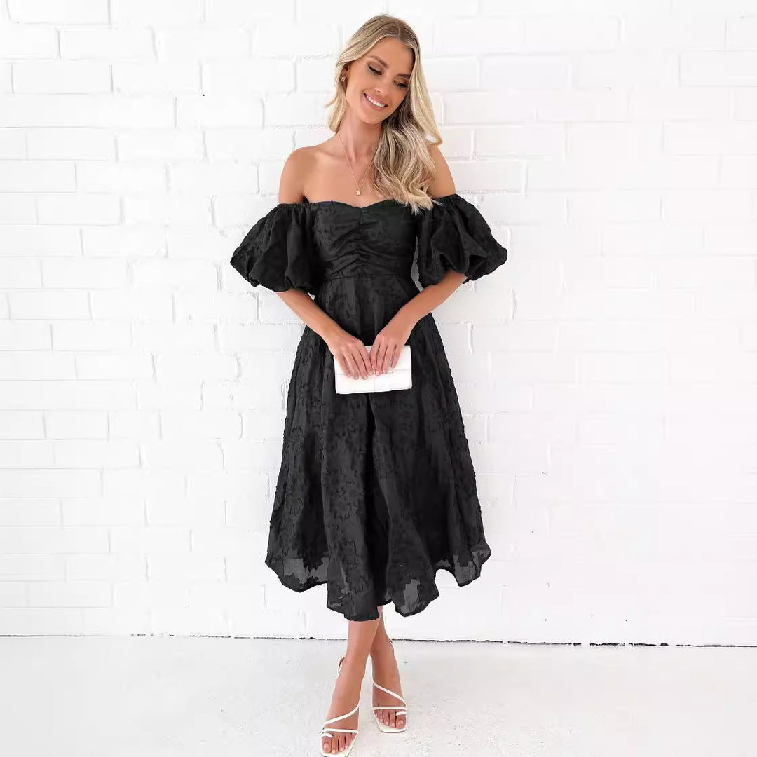 Damen Robe mit schulterfreiem Design und eleganten Puffärmeln EB