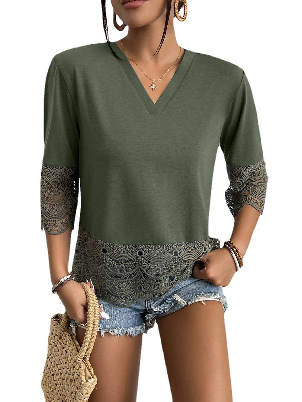 Damen T-Shirt mit Spitzenbesatz und V-Ausschnitt EB