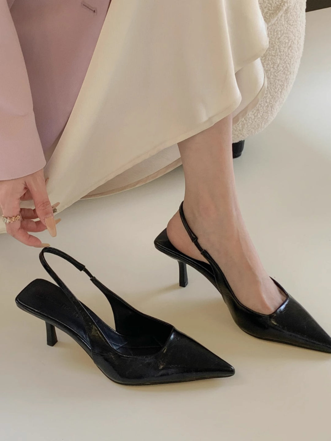 Damen elegante Slingback Pumps mit spitzem Design EB