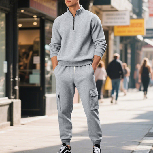 Herren Sportanzug mit Stehkragen und praktischen Taschen EB