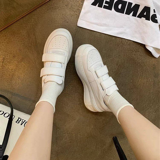 Damen Sneaker mit doppeltem Klettverschluss und gepolsterter Sohle EB