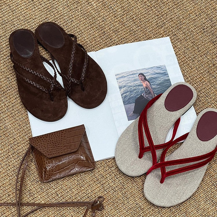Damen Zehentrenner-Sandalen mit flexiblem Fußbett und elegantem Riemendesign EB
