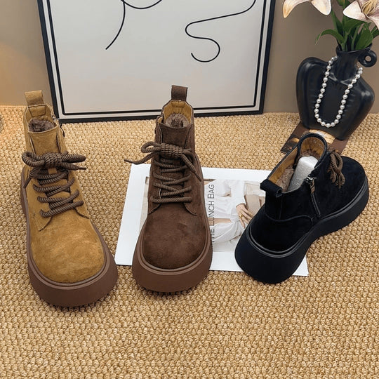 Damen Modische Stiefel mit robustem Profil und praktischer Reißverschlussöffnung EB
