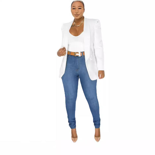 Damen taillierter Blazer mit strukturierten Schulterdetails und offenem Revers EB