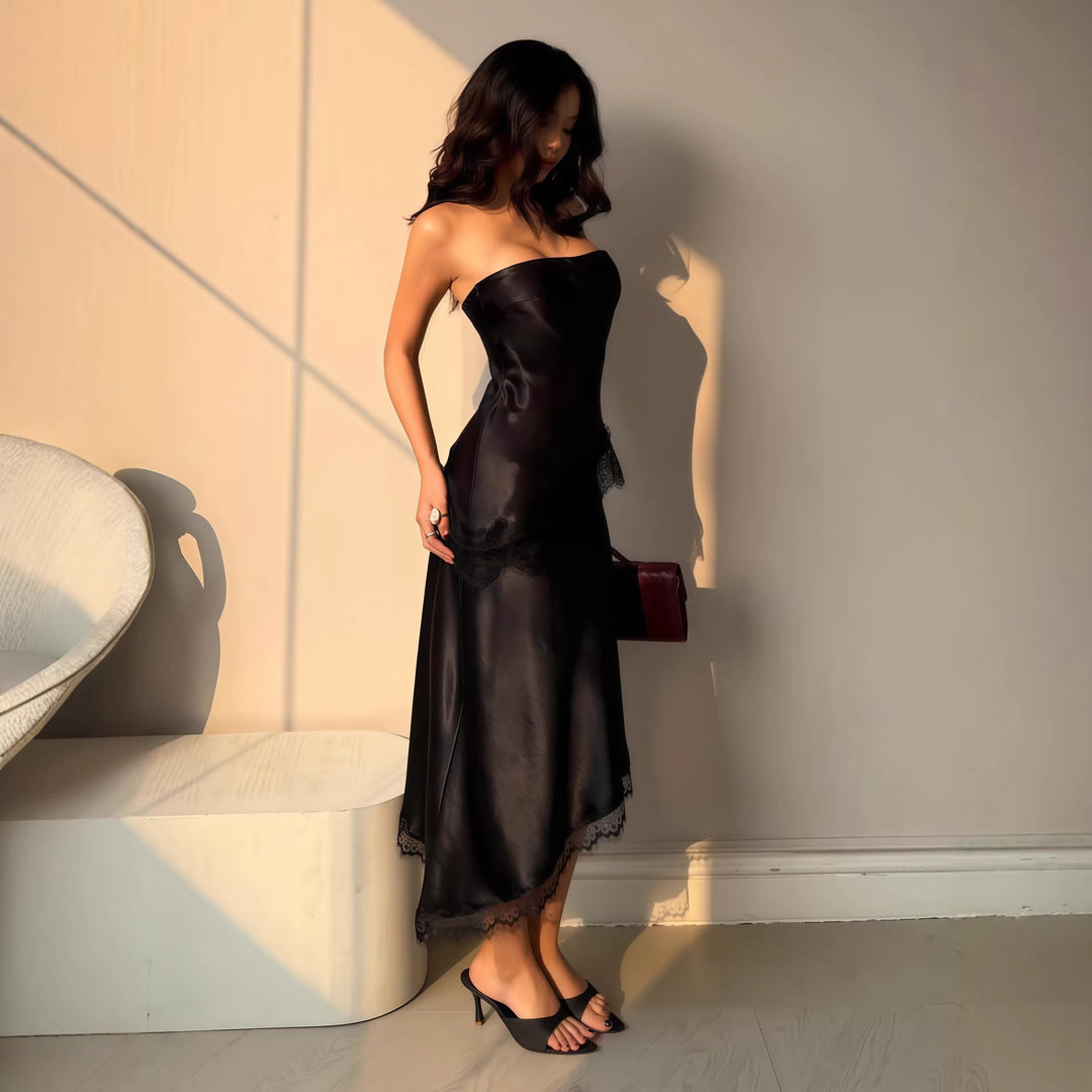 Damen Abendkleid mit Spitzenakzenten EB