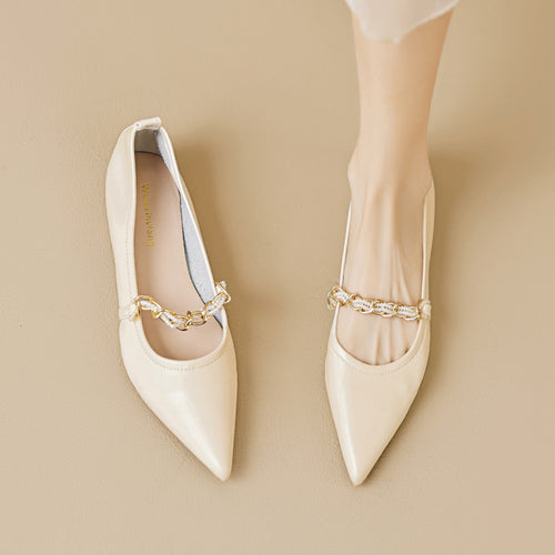 Damen Ballerinas aus Leder mit edlem Kettendetail EB