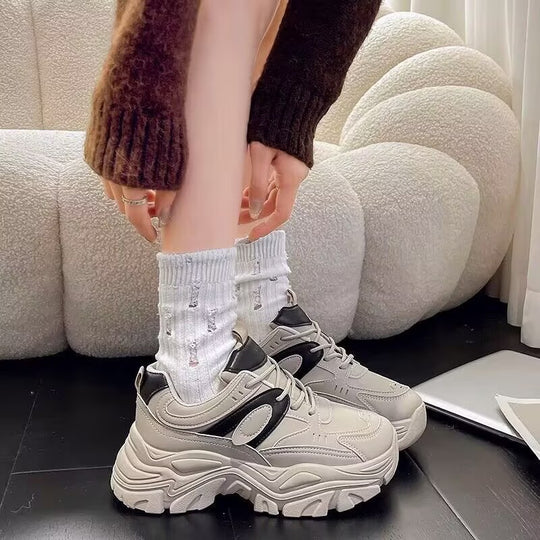 Damen Sportliche Chunky Sneaker mit stabiler Sohle EB