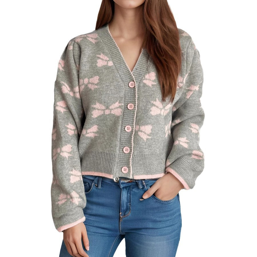 Damen Strickjacke mit verspieltem Schmetterlingsmotiv und dekorativen Knöpfen EB