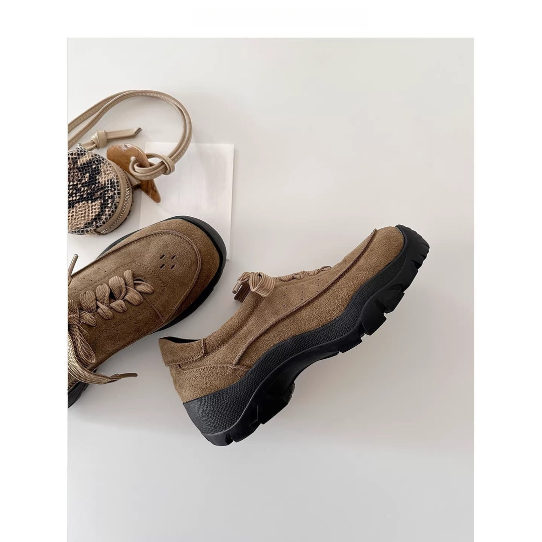 Damen Komfortable Sneaker mit gepolsterter Innensohle und trendiger Schnürung EB
