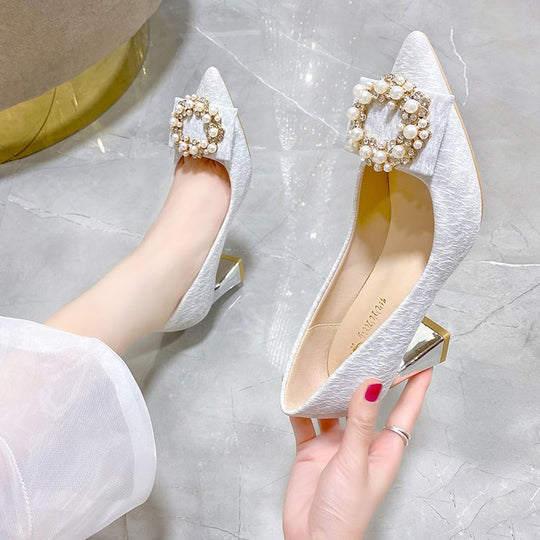 Damen elegante High Heels mit perlbesetztem Schleifenakzent und blockiertem Absatz EB