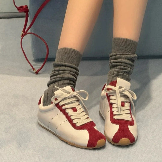 Damen Sneakers im eleganten Retro-Design mit atmungsaktiver Oberflächenstruktur EB