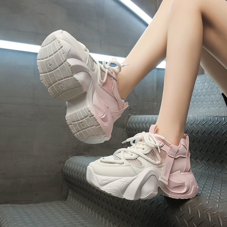 Damen Sportliche Sneakers mit atmungsaktivem Obermaterial und innovativer Dämpfung EB