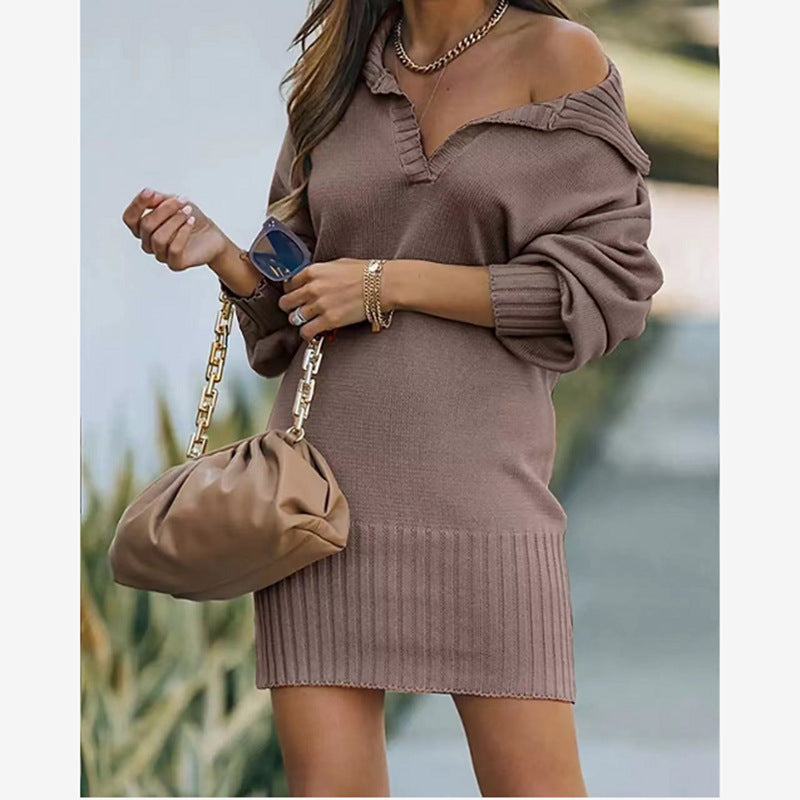 Damen nan schulterfreies Strickminikleid mit weitem V-Ausschnitt und Rippbund EB