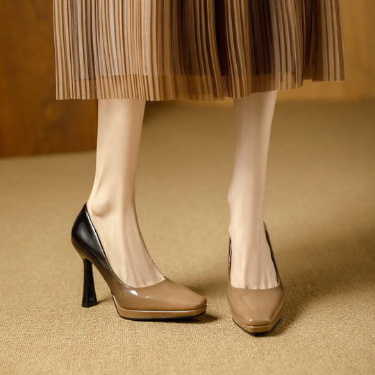 Damen Hochglanz Pumps mit quadratischem Zehenbereich und elegantem Konturdesign EB