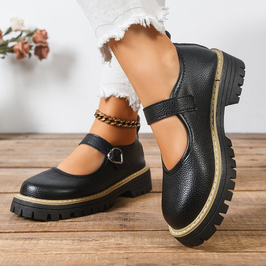 Damen Riemchen‑Slipper im Mary‑Jane‑Stil mit grober Profilsohle und Herzschließe EB