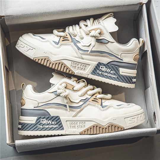 Damen Modische Plateau-Sneaker mit auffälligem Sohlen-Design EB